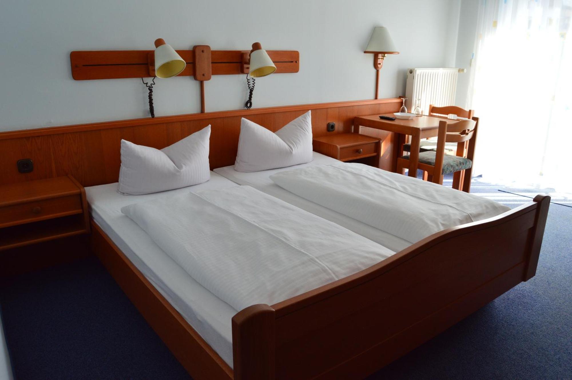 Gasthof-Pension Fraenkische Schweiz Obertrubach מראה חיצוני תמונה