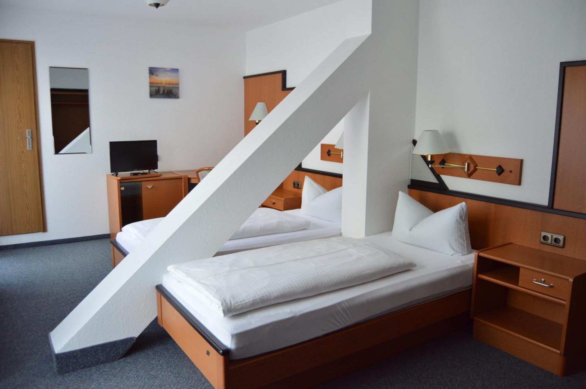 Gasthof-Pension Fraenkische Schweiz Obertrubach מראה חיצוני תמונה