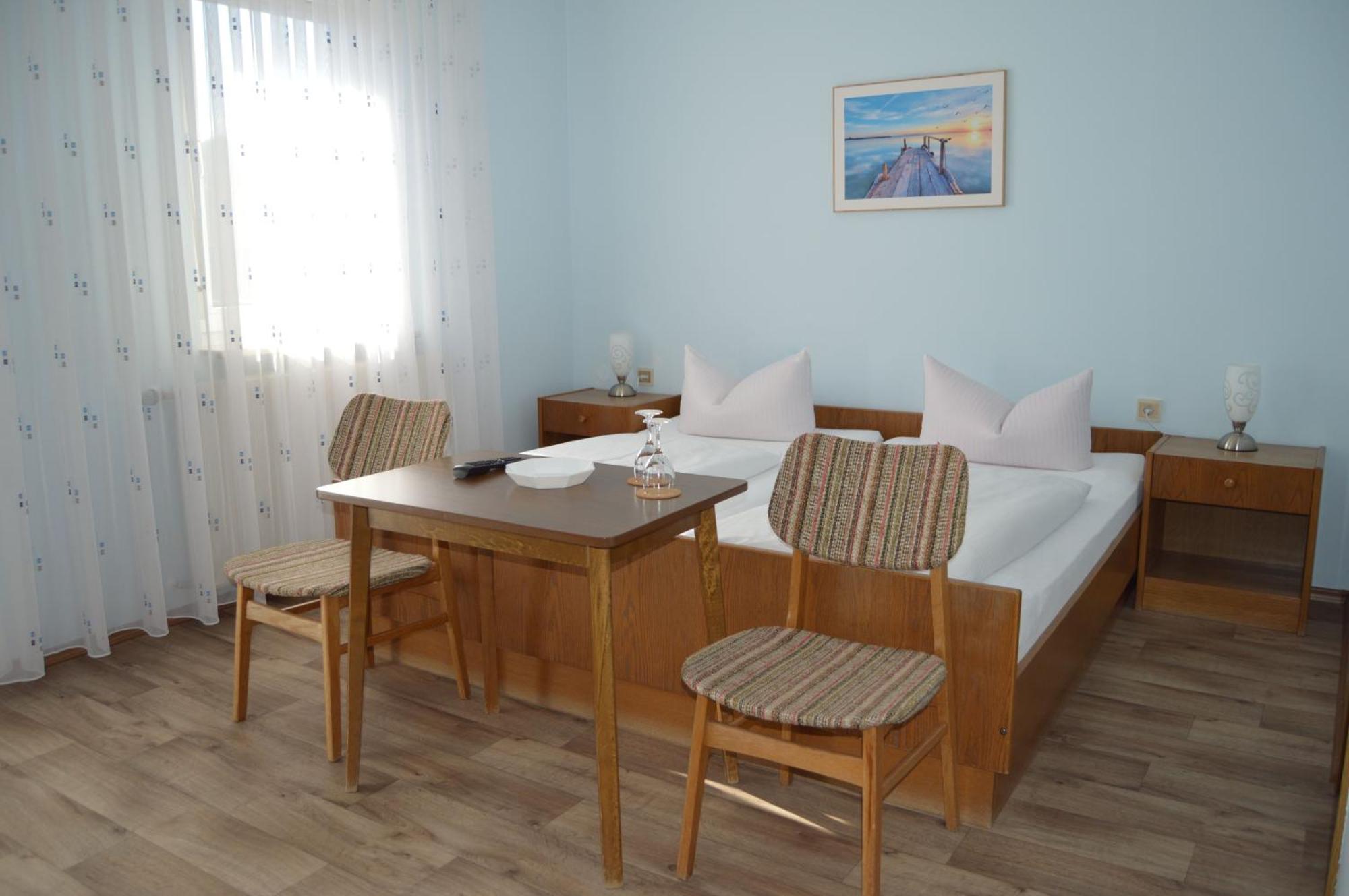 Gasthof-Pension Fraenkische Schweiz Obertrubach מראה חיצוני תמונה